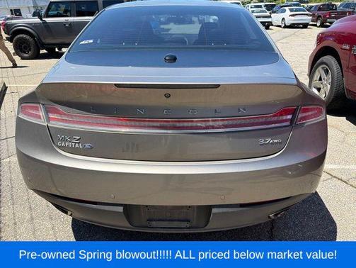 LUXE METALLIC 2015 Lincoln MKZ Base