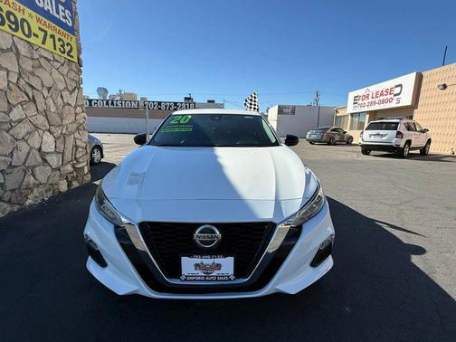 2020 Nissan Altima SR FWD