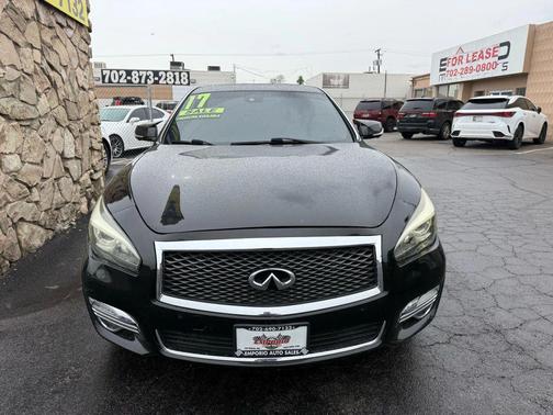 2017 INFINITI Q70 3.7X