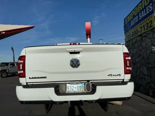 2024 RAM 2500 Laramie Crew Cab 4x4 6'4' Box