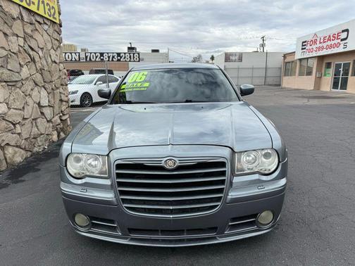 2006 Chrysler 300 SRT8