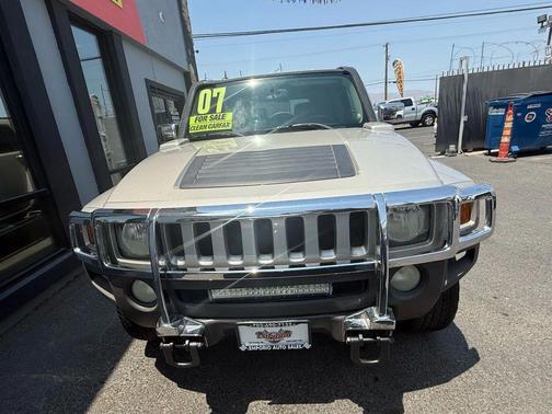 2007 Hummer H3 Base
