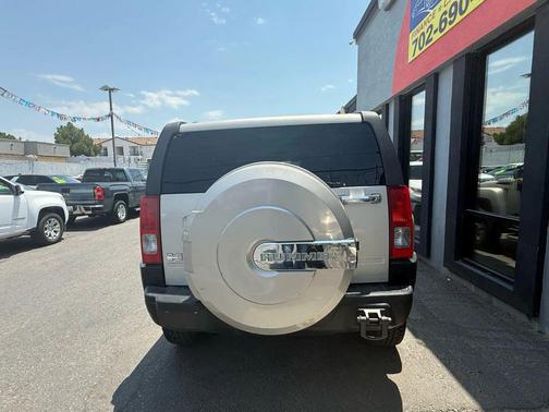 2007 Hummer H3 Base