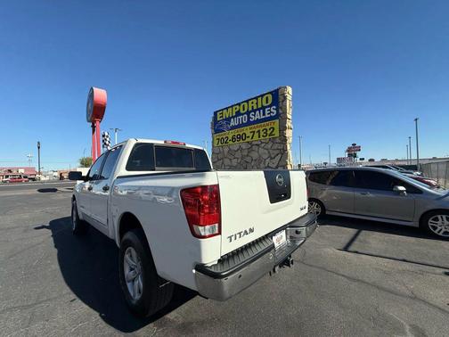 2010 Nissan Titan SE