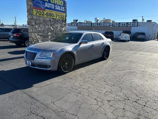 2013 Chrysler 300C Base
