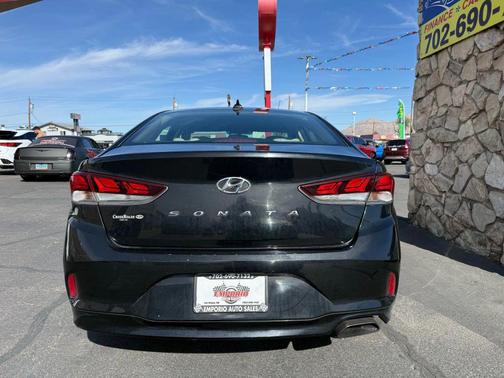 2018 Hyundai SONATA SEL