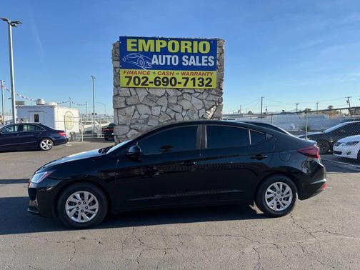 2020 Hyundai ELANTRA SE