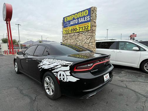 2016 Dodge Charger SE