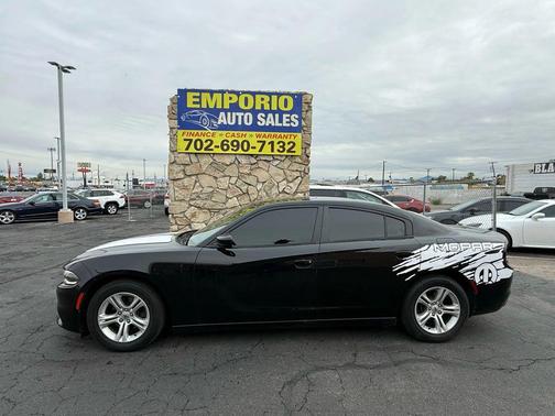 2016 Dodge Charger SE