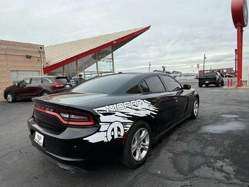 2016 Dodge Charger SE