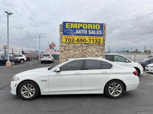 2015 BMW 528 528i Sedan 4D