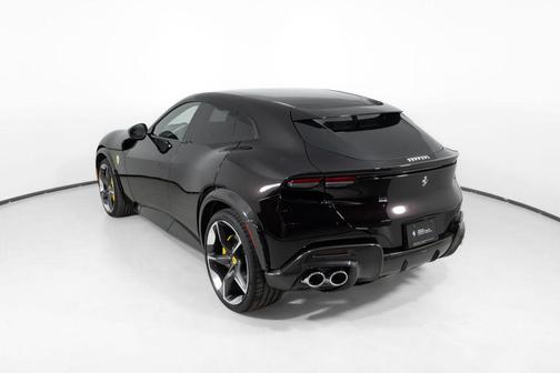 Nero Purosangue 2023 Ferrari Purosangue