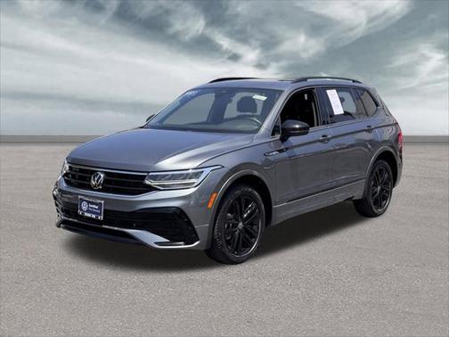 2022 Volkswagen Tiguan 2.0T SE R-Line Black