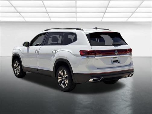 2025 Volkswagen Atlas 2.0T SE