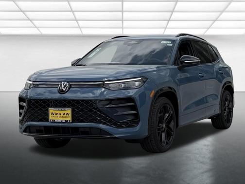Blue 2026 Volkswagen Tiguan 2.0T SE R-Line Black