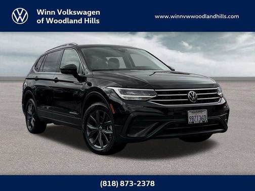 Deep Black 2022 Volkswagen Tiguan 2.0T SE