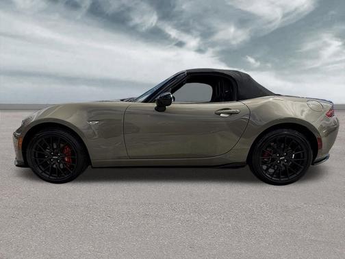 Zircon Sand 2023 Mazda MX-5 Miata Club