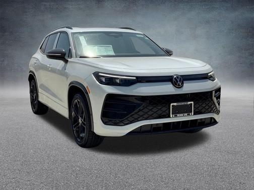 2025 Volkswagen Tiguan 2.0T SE R-Line Black 4MOTION