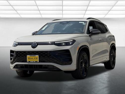 Sandstone 2026 Volkswagen Tiguan 2.0T SE R-Line Black 4MOTION