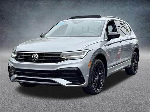 2022 Volkswagen Tiguan 2.0T SE R-Line Black 4MOTION