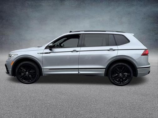2022 Volkswagen Tiguan 2.0T SE R-Line Black 4MOTION