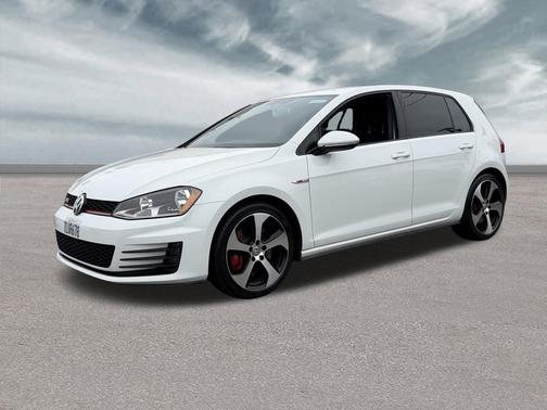 2015 Volkswagen Golf GTI 2.0T S w/Performance Package 4-Door