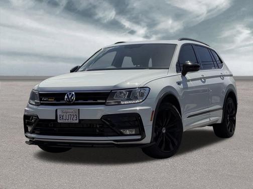 Pure White 2021 Volkswagen Tiguan 2.0T SE R-Line Black 4MOTION