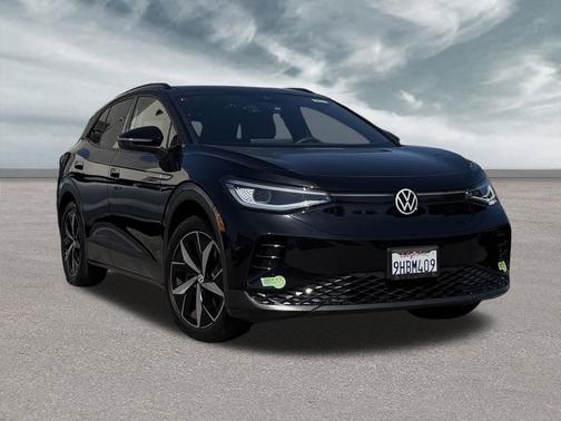 Deep Black 2023 Volkswagen ID.4 S