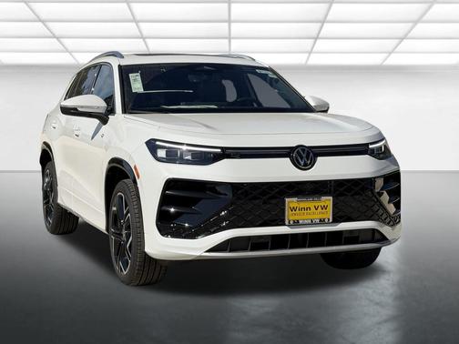 Opal White 2026 Volkswagen Tiguan 2.0T SEL R-Line 4MOTION