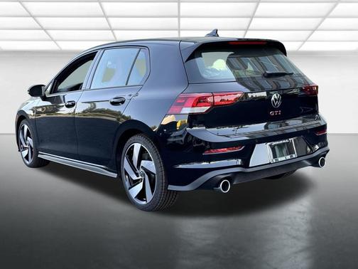 2025 Volkswagen Golf GTI 2.0T S DSG