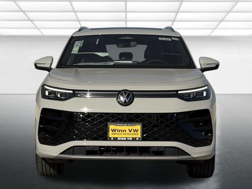 2026 Volkswagen Tiguan 2.0T SEL R-Line 4MOTION