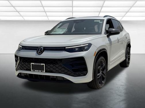 2025 Volkswagen Tiguan 2.0T SE R-Line Black 4MOTION