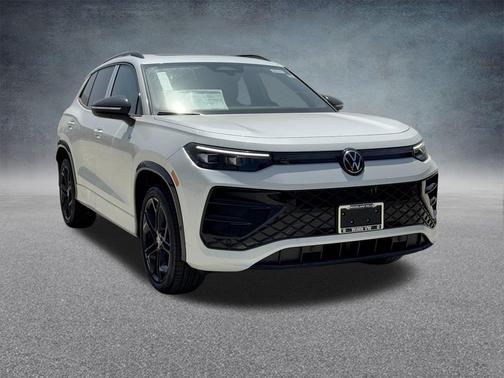 2025 Volkswagen Tiguan 2.0T SE R-Line Black 4MOTION