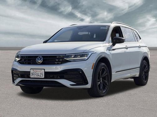 2023 Volkswagen Tiguan 2.0T SE R-Line Black