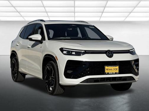 2026 Volkswagen Tiguan 2.0T SEL R-Line 4MOTION