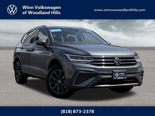 Platinum Gray Metallic 2023 Volkswagen Tiguan 2.0T SE