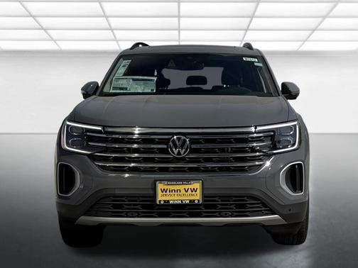 Pure Gray 2026 Volkswagen Atlas 2.0T SE w/Technology 4MOTION