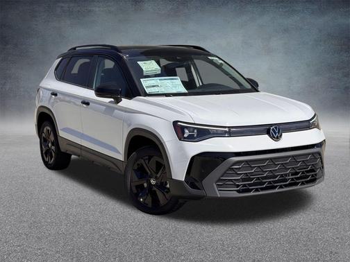 2025 Volkswagen Taos 1.5T SE Black
