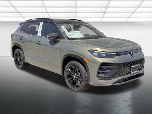 2025 Volkswagen Tiguan 2.0T SE R-Line Black 4MOTION