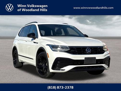 2023 Volkswagen Tiguan 2.0T SE R-Line Black