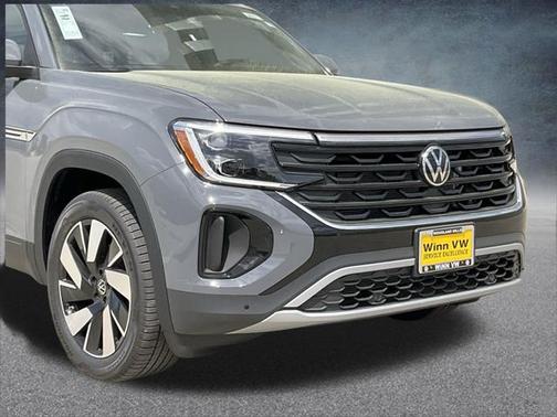 2025 Volkswagen Atlas Cross Sport 2.0T SE w/Technology 4MOTION