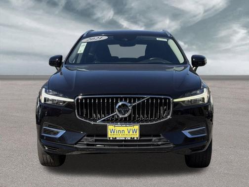 2021 Volvo XC60 Recharge Plug-In Hybrid T8 Inscription