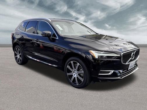 2021 Volvo XC60 Recharge Plug-In Hybrid T8 Inscription