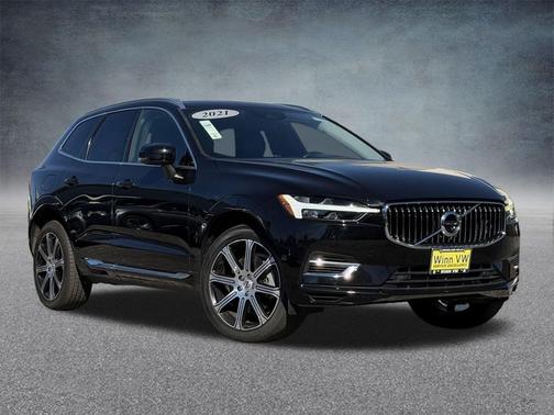 2021 Volvo XC60 Recharge Plug-In Hybrid T8 Inscription