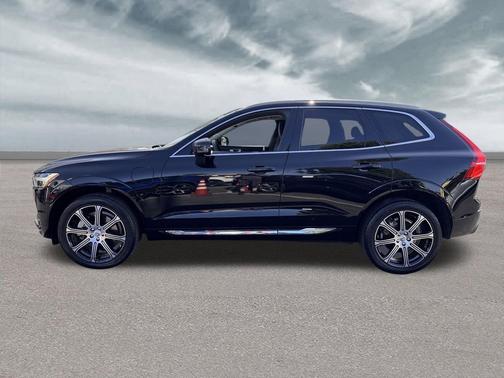 2021 Volvo XC60 Recharge Plug-In Hybrid T8 Inscription