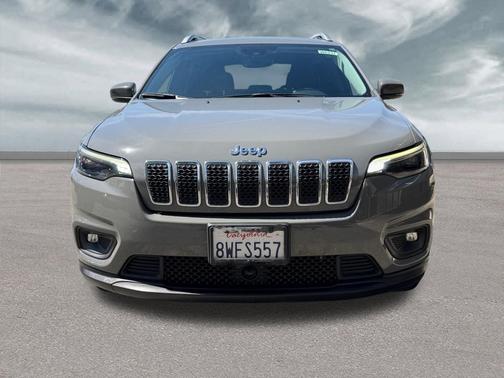 Sting-Gray Clearcoat 2021 Jeep Cherokee Latitude Lux