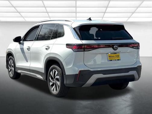 pure white 2026 Volkswagen Tiguan 2.0T S
