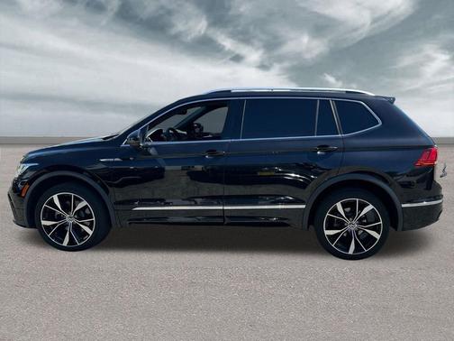 2022 Volkswagen Tiguan 2.0T SEL R-Line 4MOTION