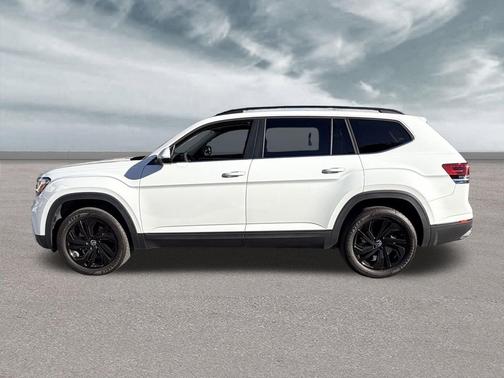 2022 Volkswagen Atlas 3.6L SE w/Technology