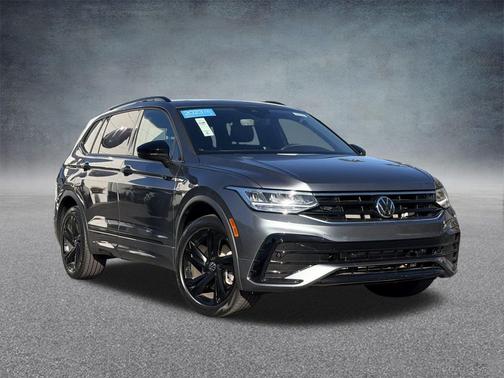2023 Volkswagen Tiguan 2.0T SE R-Line Black